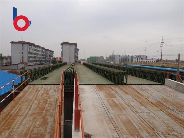 上海市川沙鎮(zhèn)多車道貝雷鋼橋 上海二建外環(huán)現(xiàn)澆支撐 上海市川沙鎮(zhèn)多車道貝雷鋼橋 上海二建外環(huán)現(xiàn)澆支撐